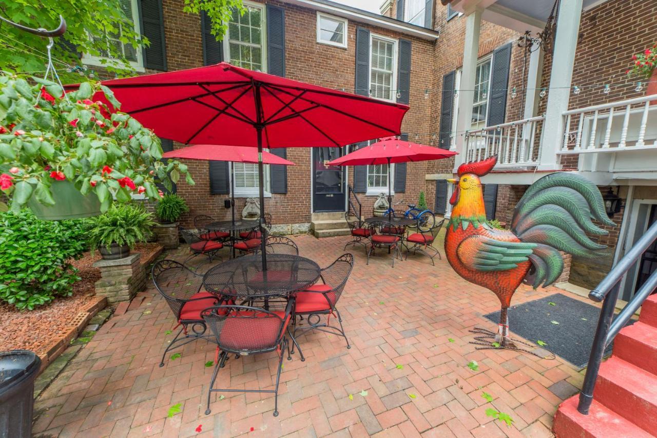 Bourbon Manor Bed & Breakfast Inn Bardstown Exterior foto